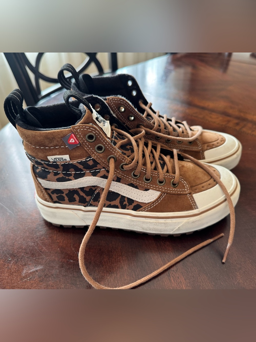 Women's Vans Leopard Sk8-Hi High Top Sneakers